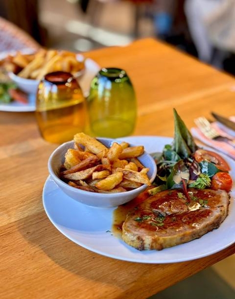 La Ferme - Restaurant Marseille Vieux-Port - Restaurant Place Thiars Marseille - restaurant poisson vieux port marseille - bien manger Marseille